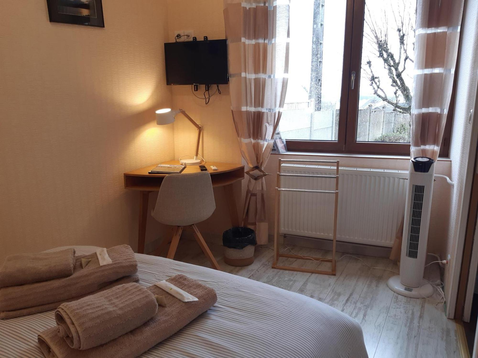 Au Bon Vivant Dampierre-sur-Salon Room photo