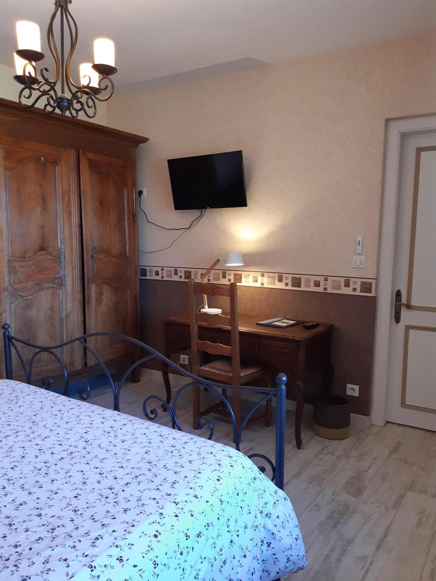 Au Bon Vivant Dampierre-sur-Salon Room photo